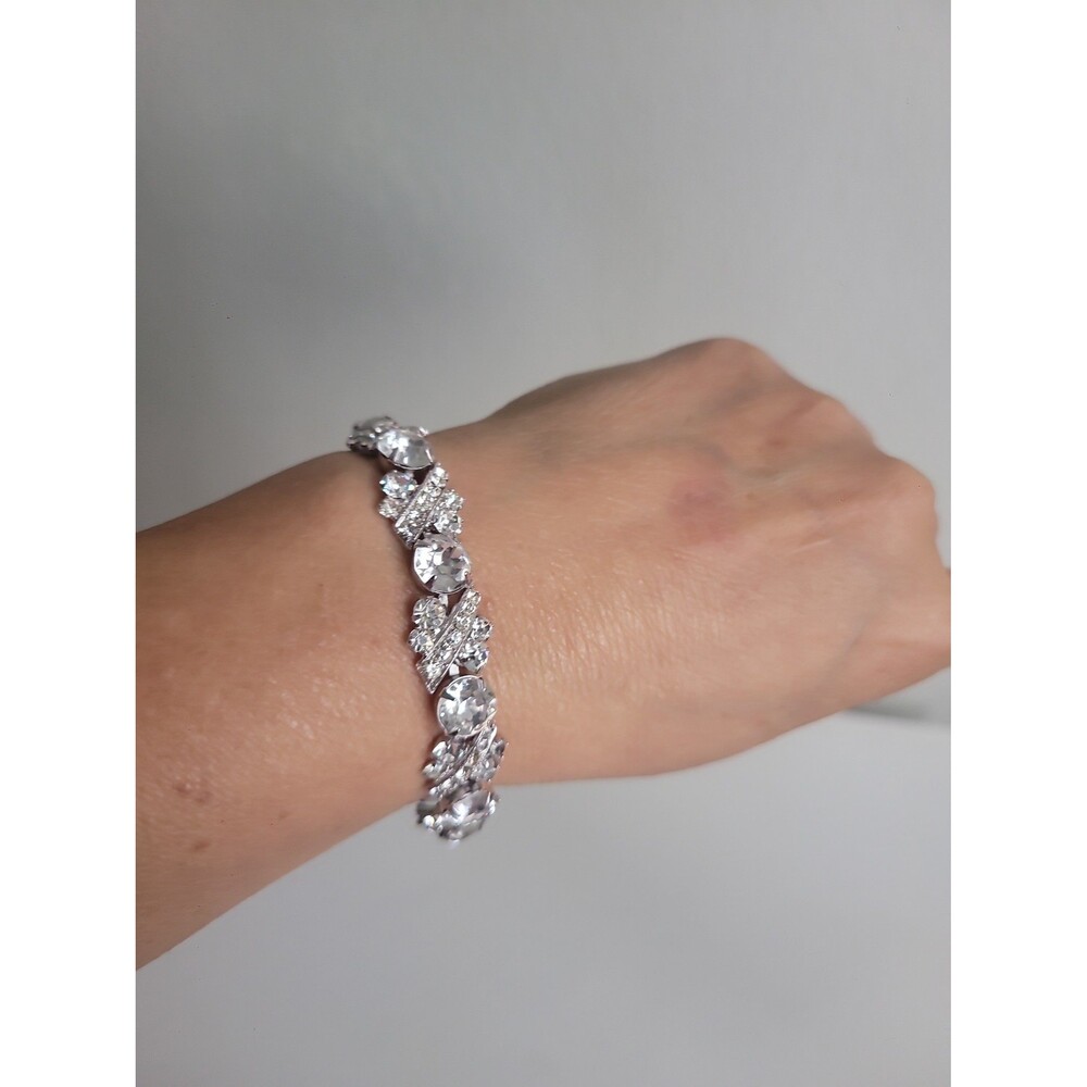 Vintage Silver Tone and Rhinestones Bracelet Event Glam Bling Evening